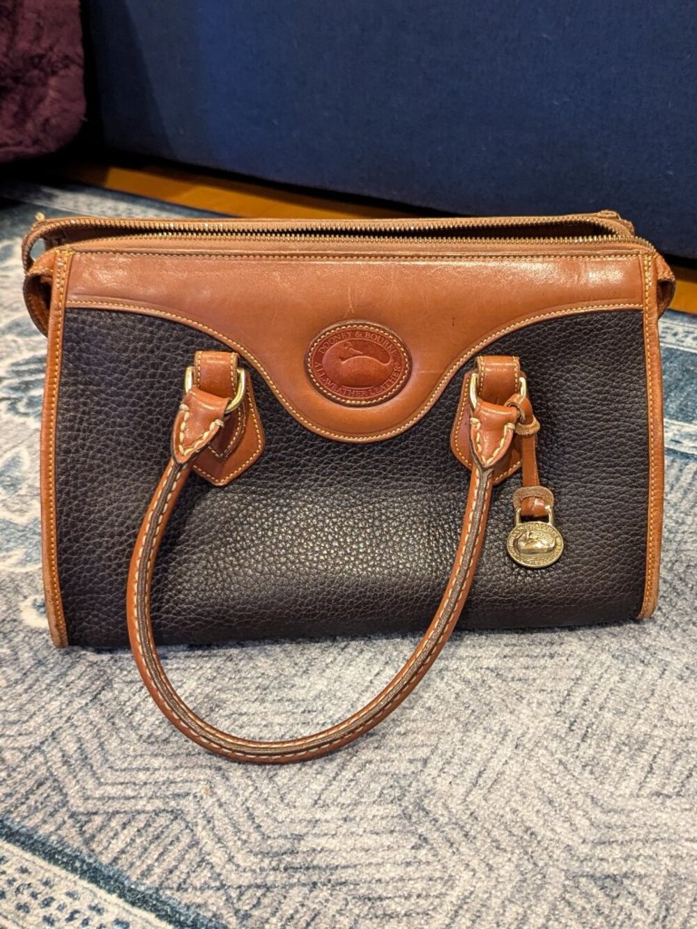 VINTAGE Dooney & Bourke R729 Black with British Tan Trim, with cross-body strap